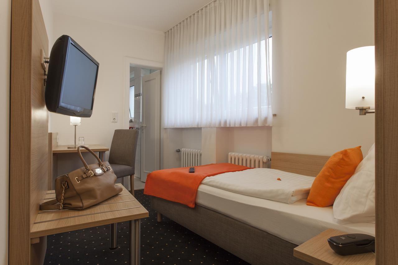 Hotel Celina Niederrheinischer Hof Krefeld Buitenkant foto