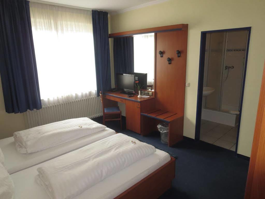 Hotel Celina Niederrheinischer Hof Krefeld Buitenkant foto